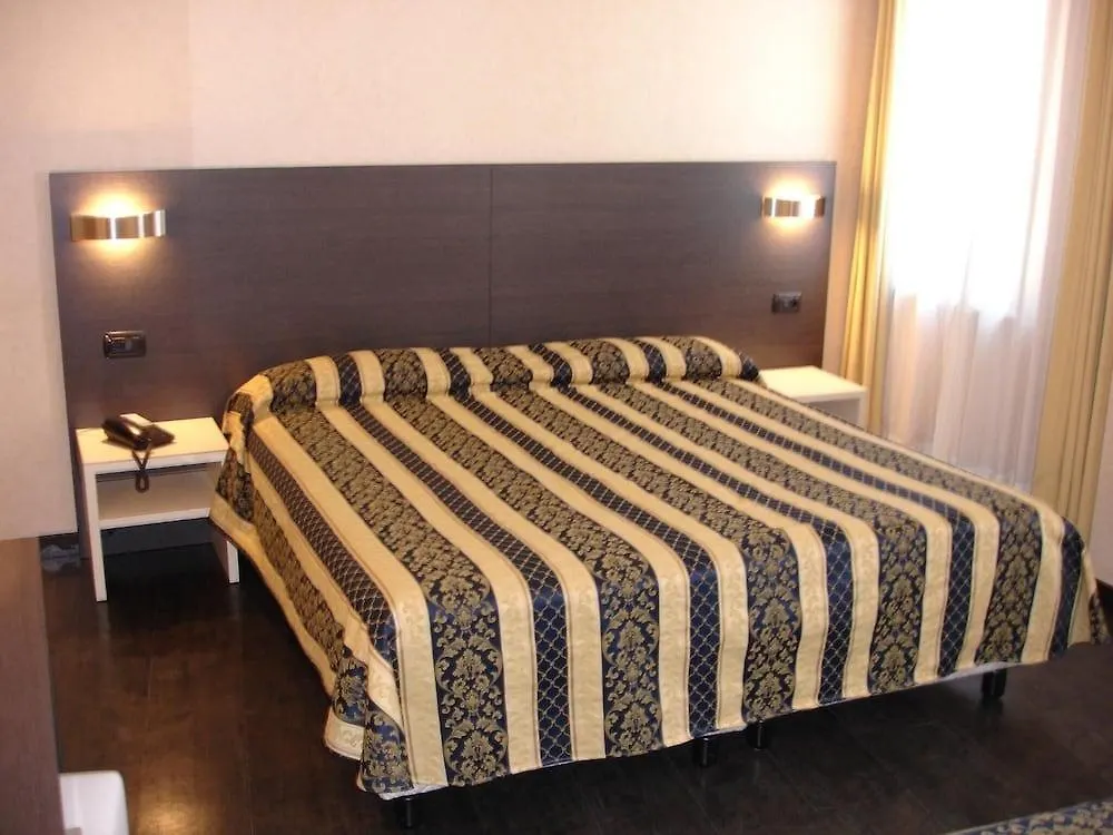 Alfred Hotels Monaco - Ex Forum - Hotel Renove Beausoleil France